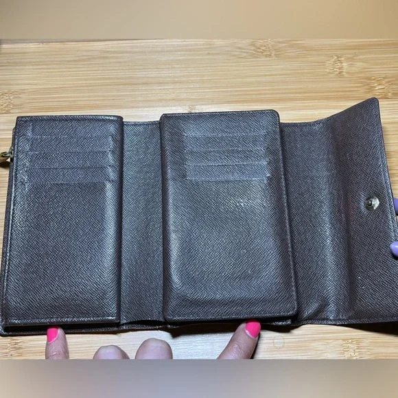Louis Vuitton Damier Ebene Alexandra Wallet - Picture 5 of 15